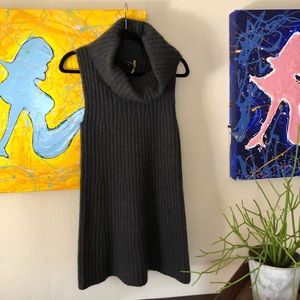 Theory tunic sweater